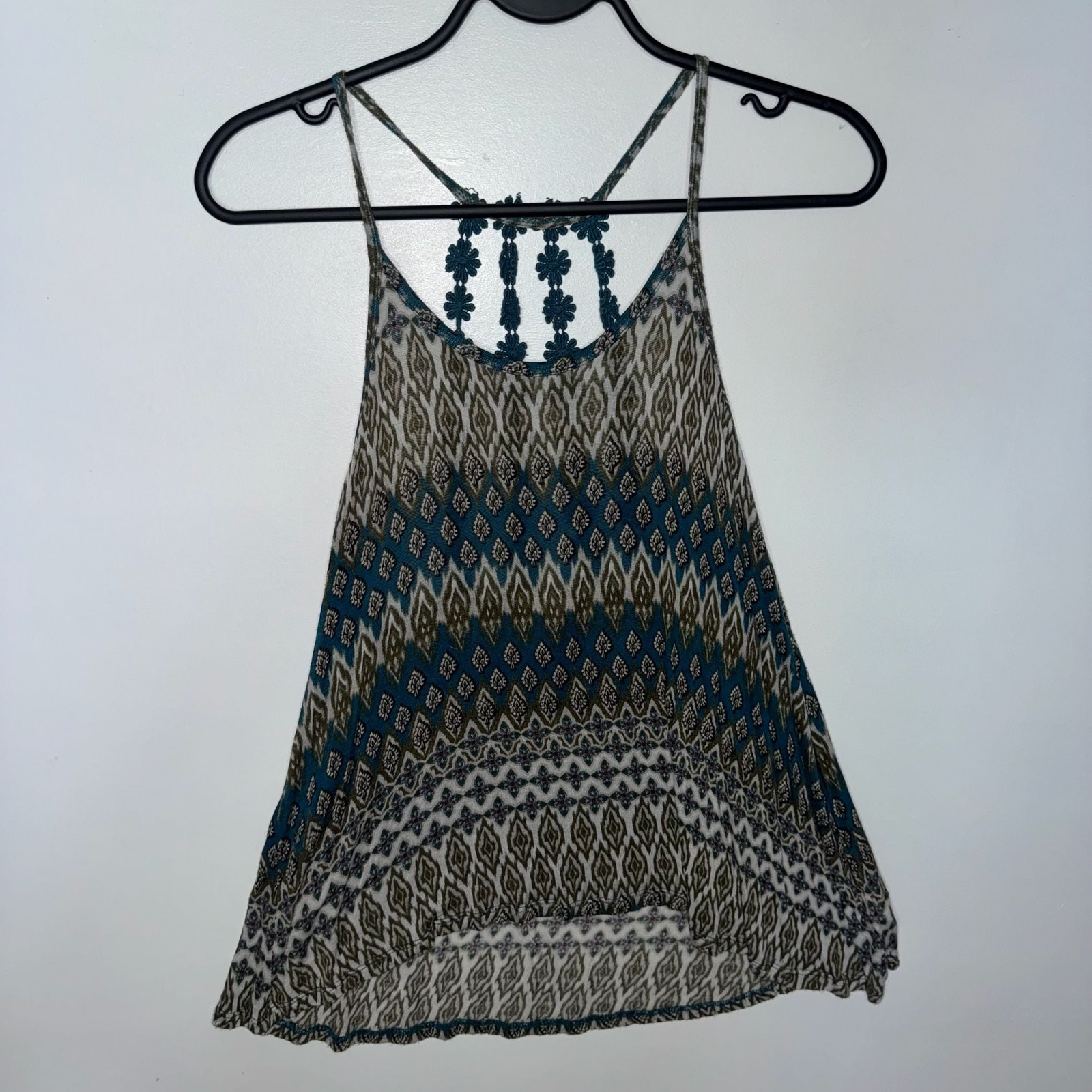 Aeropostale Printed High-Low Cami Tank Top with Crocheted Strappy Back