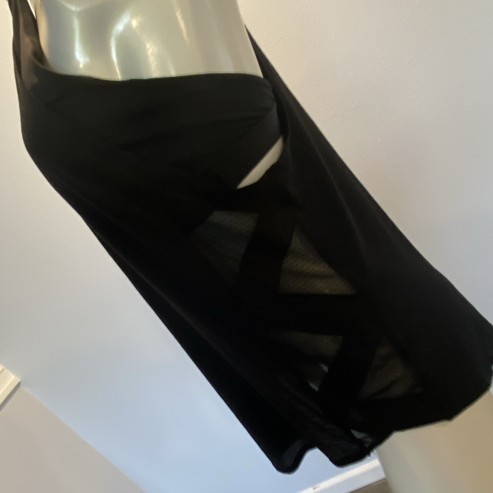 Athleta M Black Solid Halter Sleeveless Mesh Cut-Out Stretch Tank Top