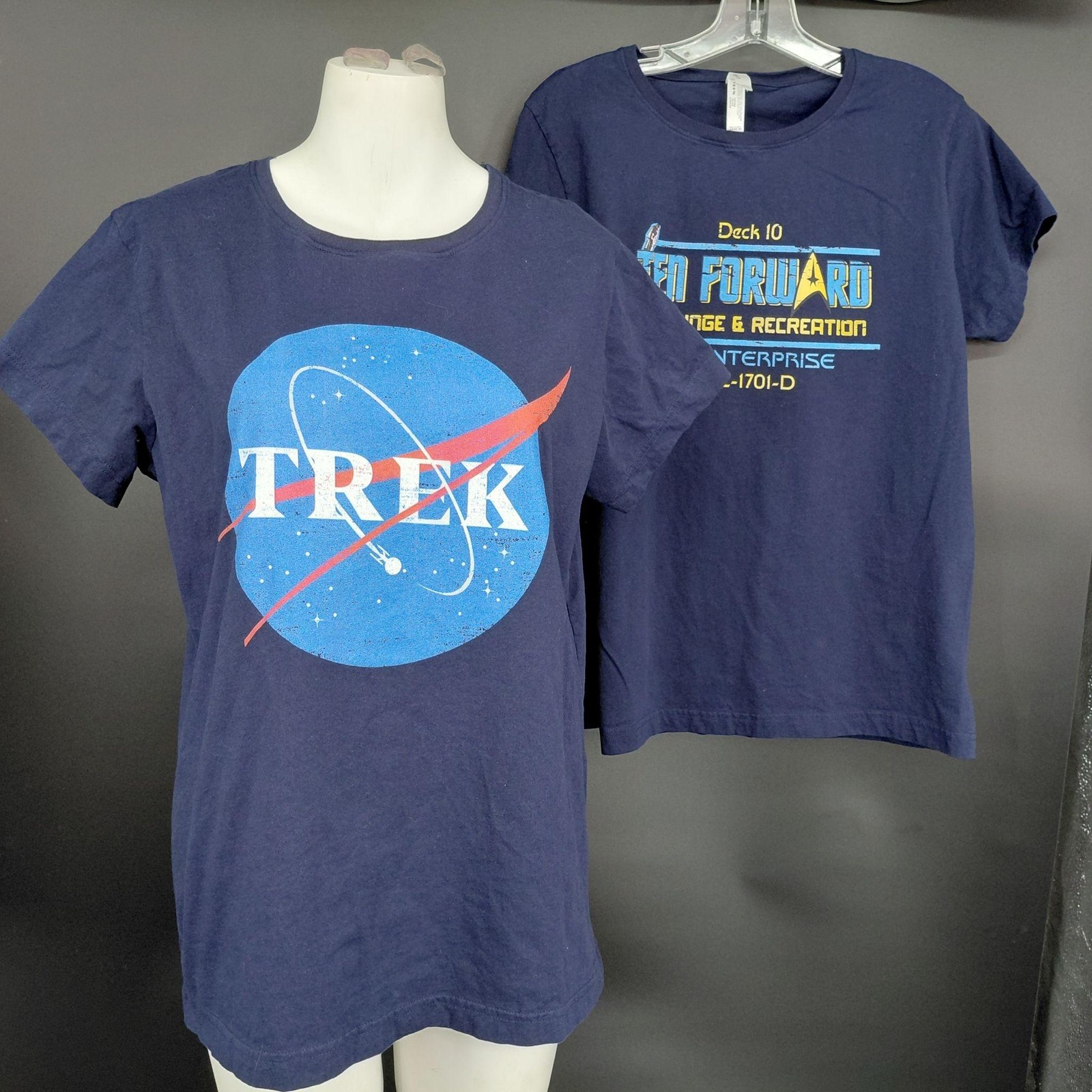 Star Trek Shirt Womens XL Blue 2 Pc Ten Forward Lounge TREK Logo Tee Sci Fi TV