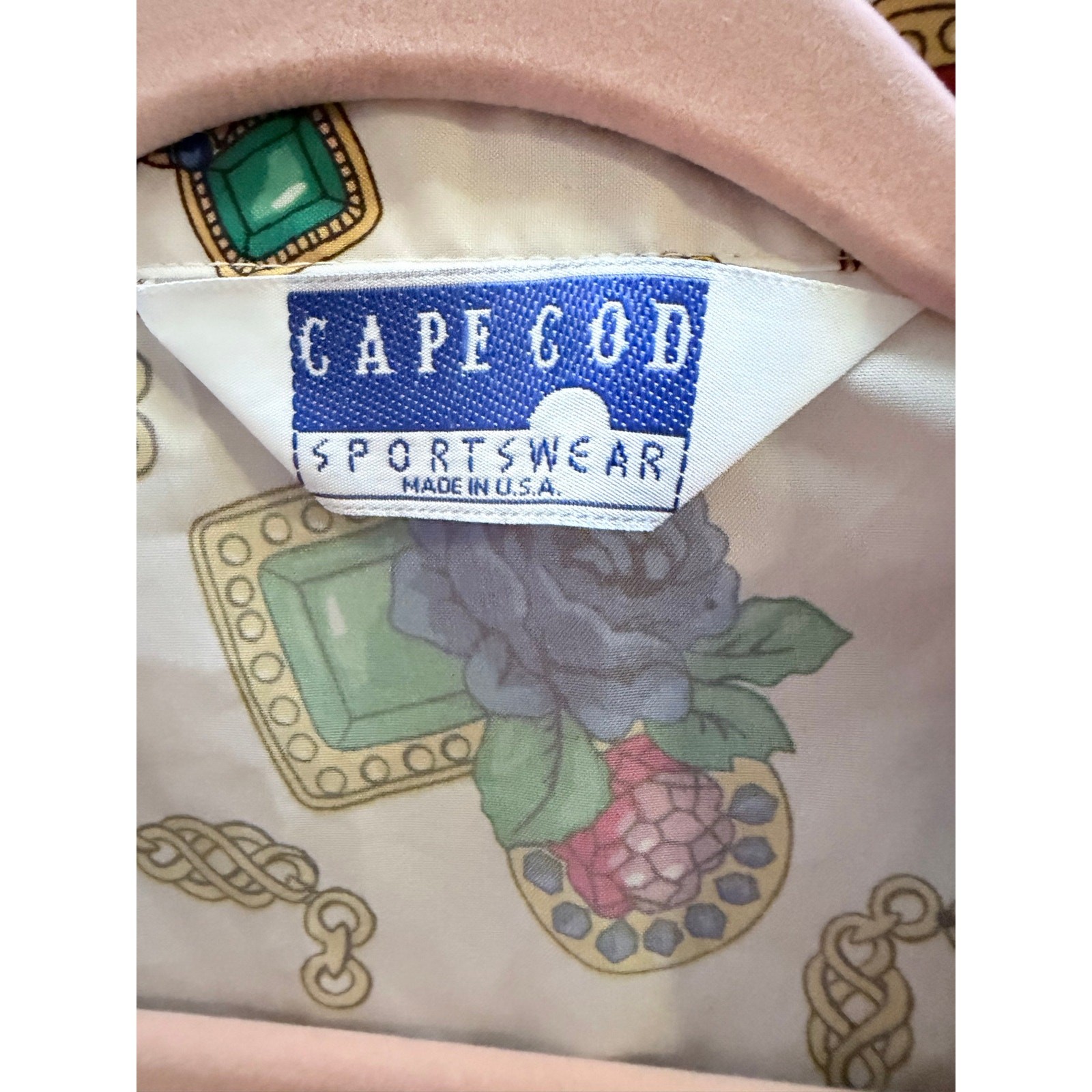 Vintage cape cod sportswear button front long sleeve jewels chains print blouse