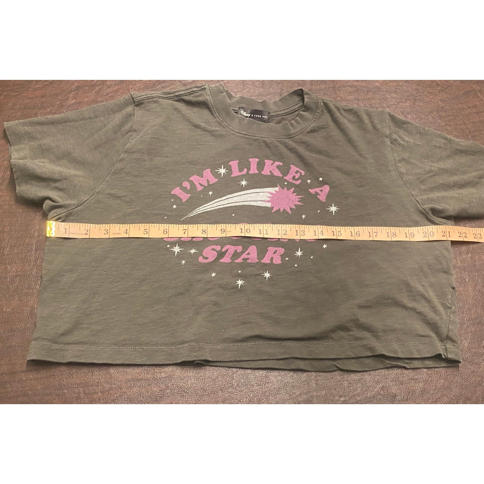 Disney Aladdin Junk Food Shooting Star Crop Graphic Tee Women’s L Jasmine Park