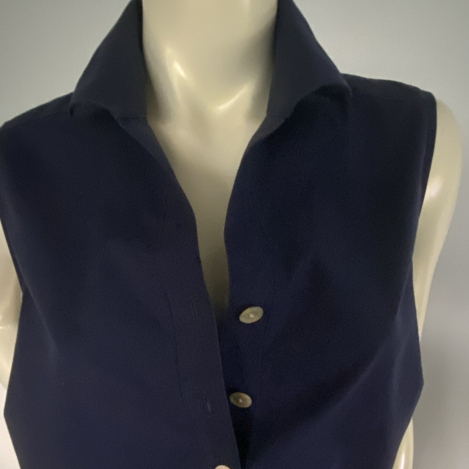 Foxcroft NYC 14 Navy Non-Iron Stretch Collared Sleeveless Shaped Blouse