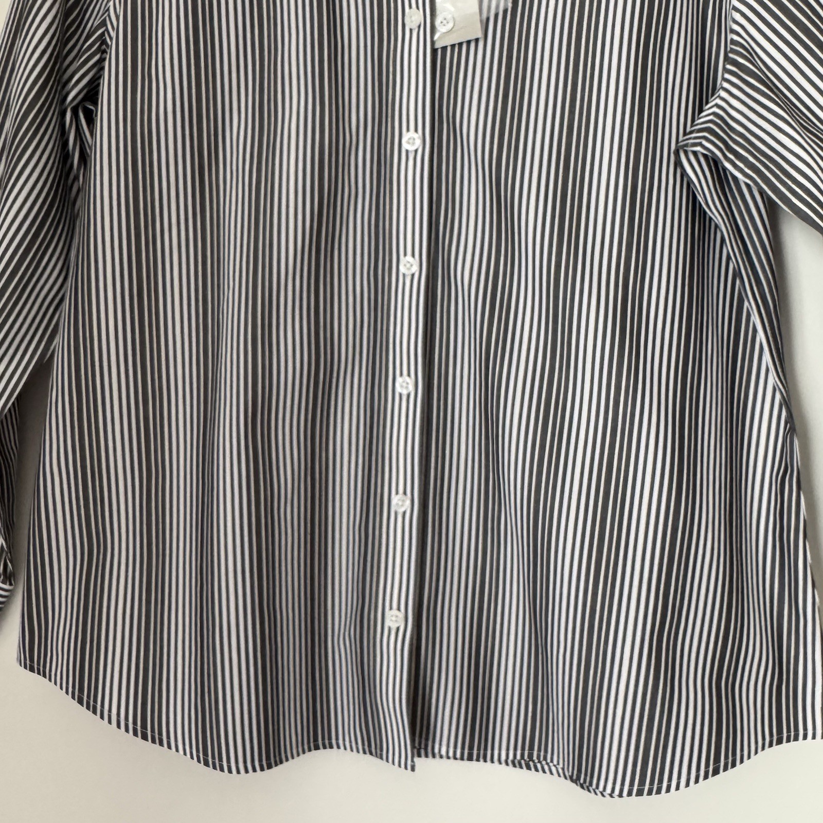 Chico’s No Iron Striped shirt Sz Medium Gray white gold metallic button NWT