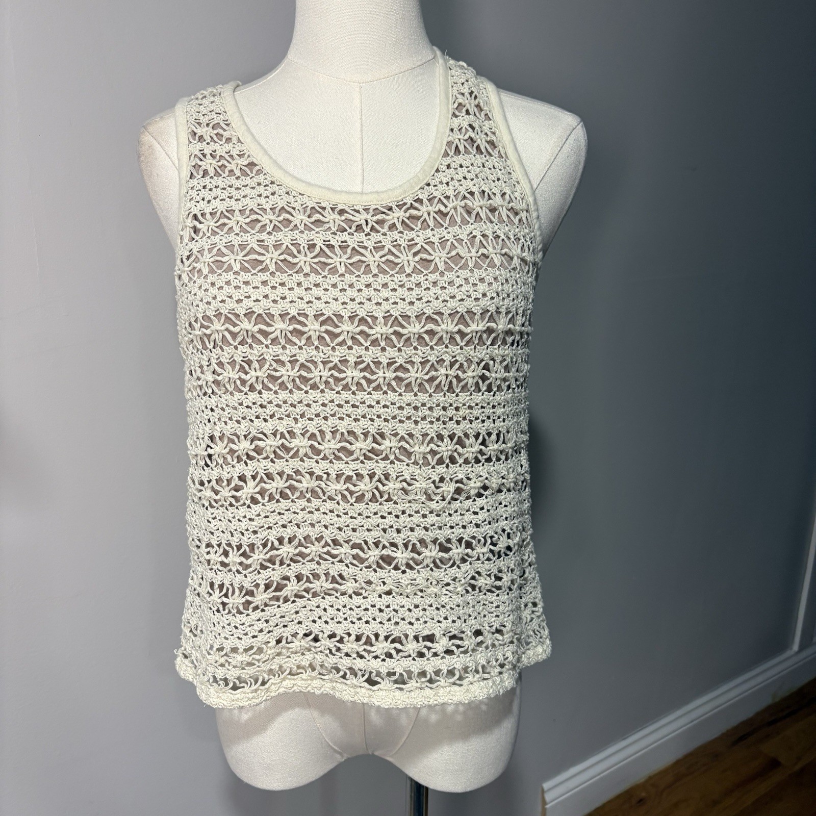 Gianni Bini Beige Brown Crochet Tank Top Open Knit Grandma Boho Cottage Sz L