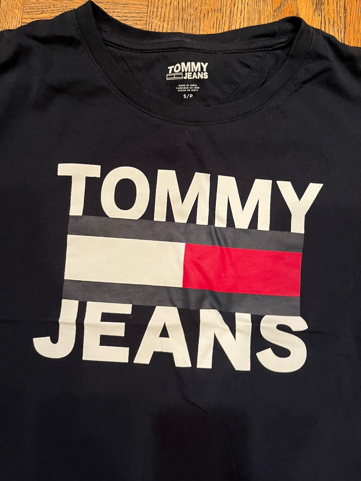 Tommy Jeans Women S Dark Navy Blue Cropped T Shirt Flag Logo Short Sleeve Boxy