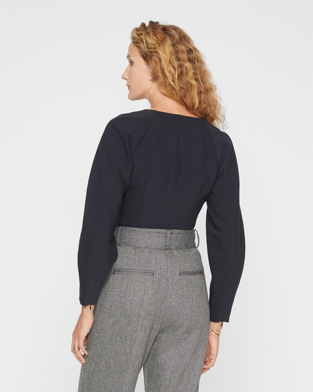 Club Monaco NWT NEW Women’s Square Neck Sculptural Sleeve Top Black $149 Size 4