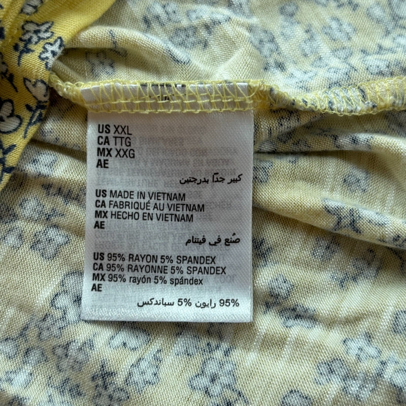 Style Co Womens Top Size 2XL Yellow Floral Boho Cottagecore Beach VNeck 18156x