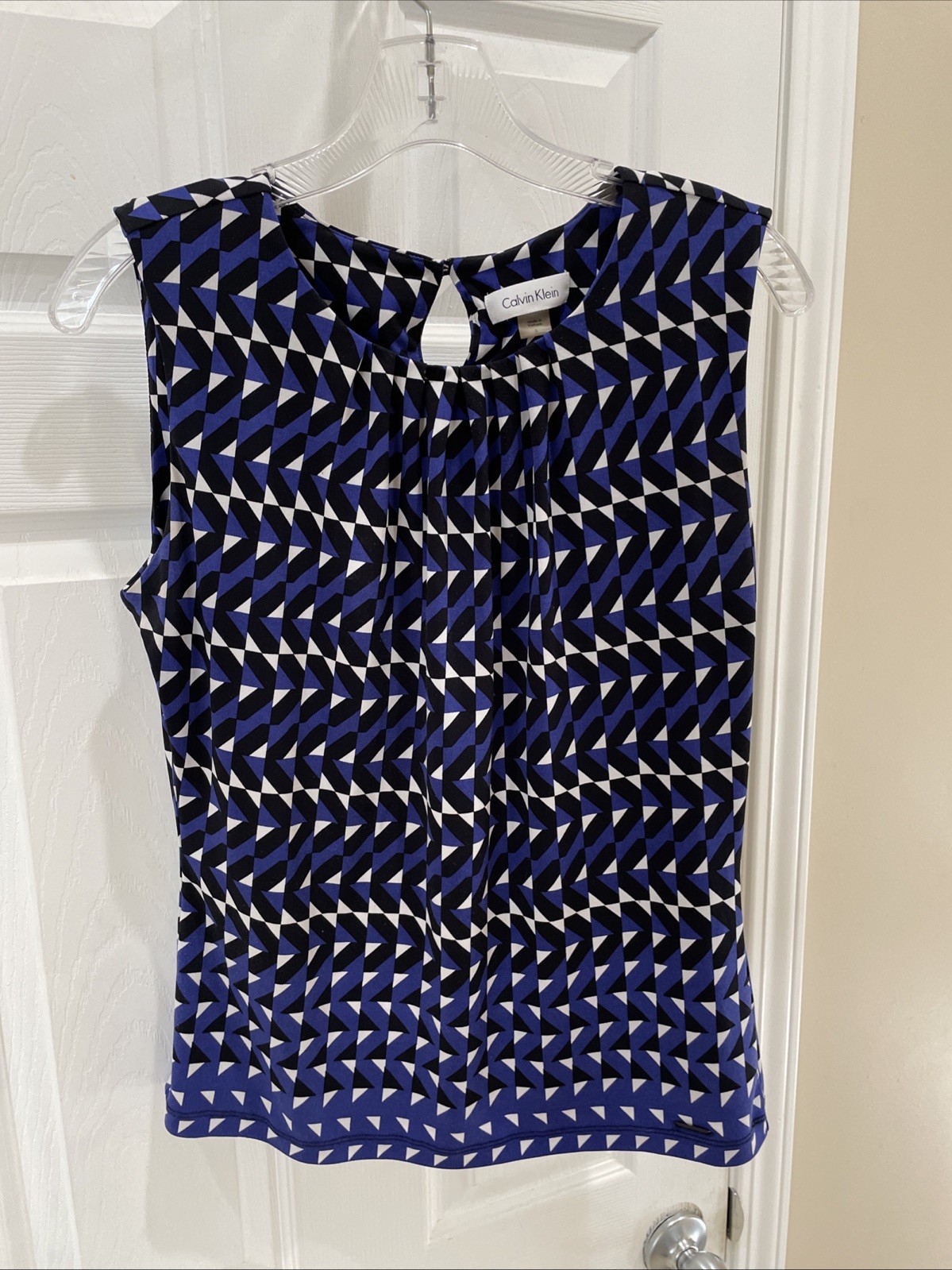 Calvin Klein Women Pretty gorgeous Purple Black White Sleeveless Top Sz S