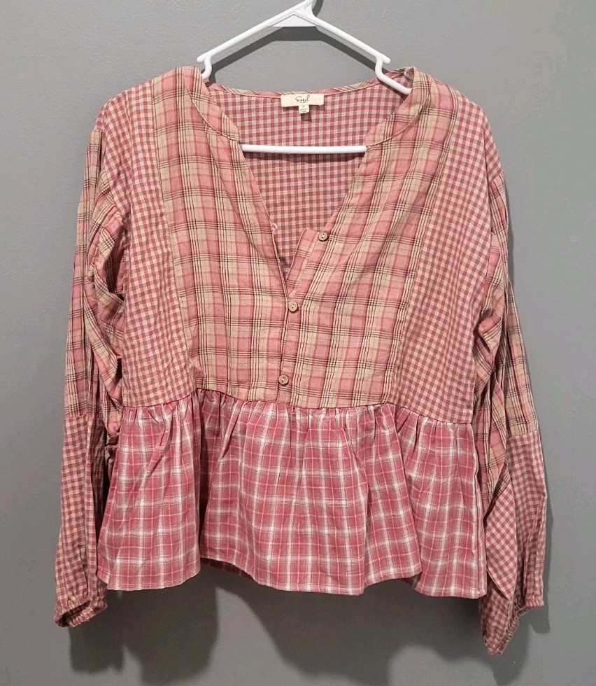 Easel Pink Tan Checkered Babydoll Top Sz M