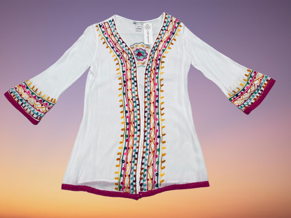 Cute Options Womens White w/Multi-Colored Embroidered 3/4 Sleeve Tunic Top Small