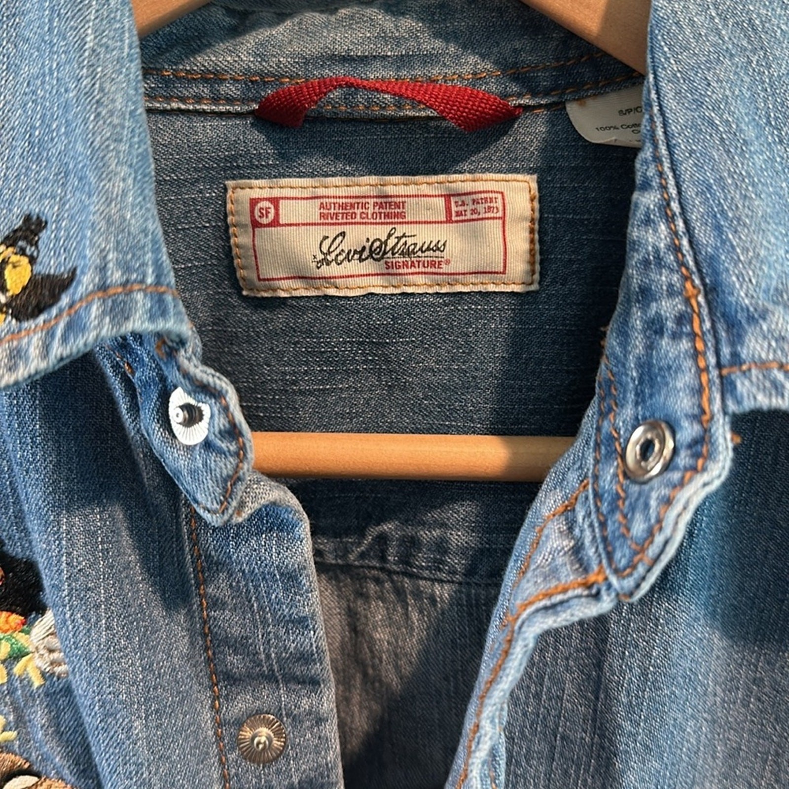 Levi Strauss Vintage Denim Pearl Snap Button Down Shirt w/Fall Embroidery Design