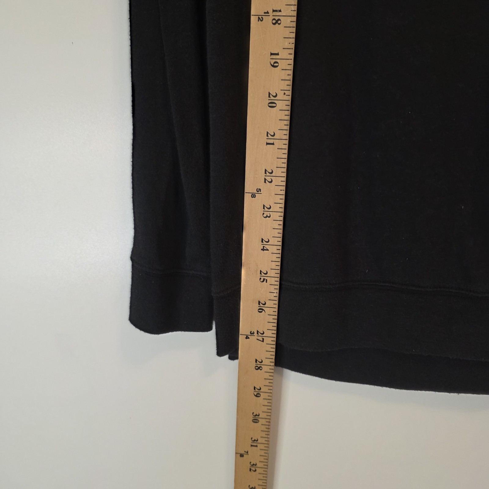 Victoria’s Secret PINK Sequin Logo Long Sleeve Tee Black Crew Neck Womens Small