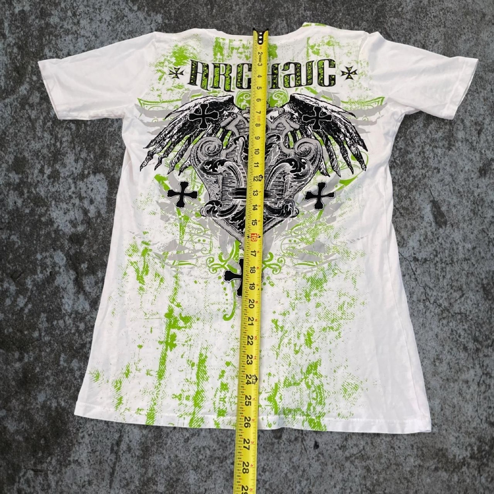 Archaic by Affliction Rhinestone Graphic Cross & Wings T-Shirt Women’s Large Y2K