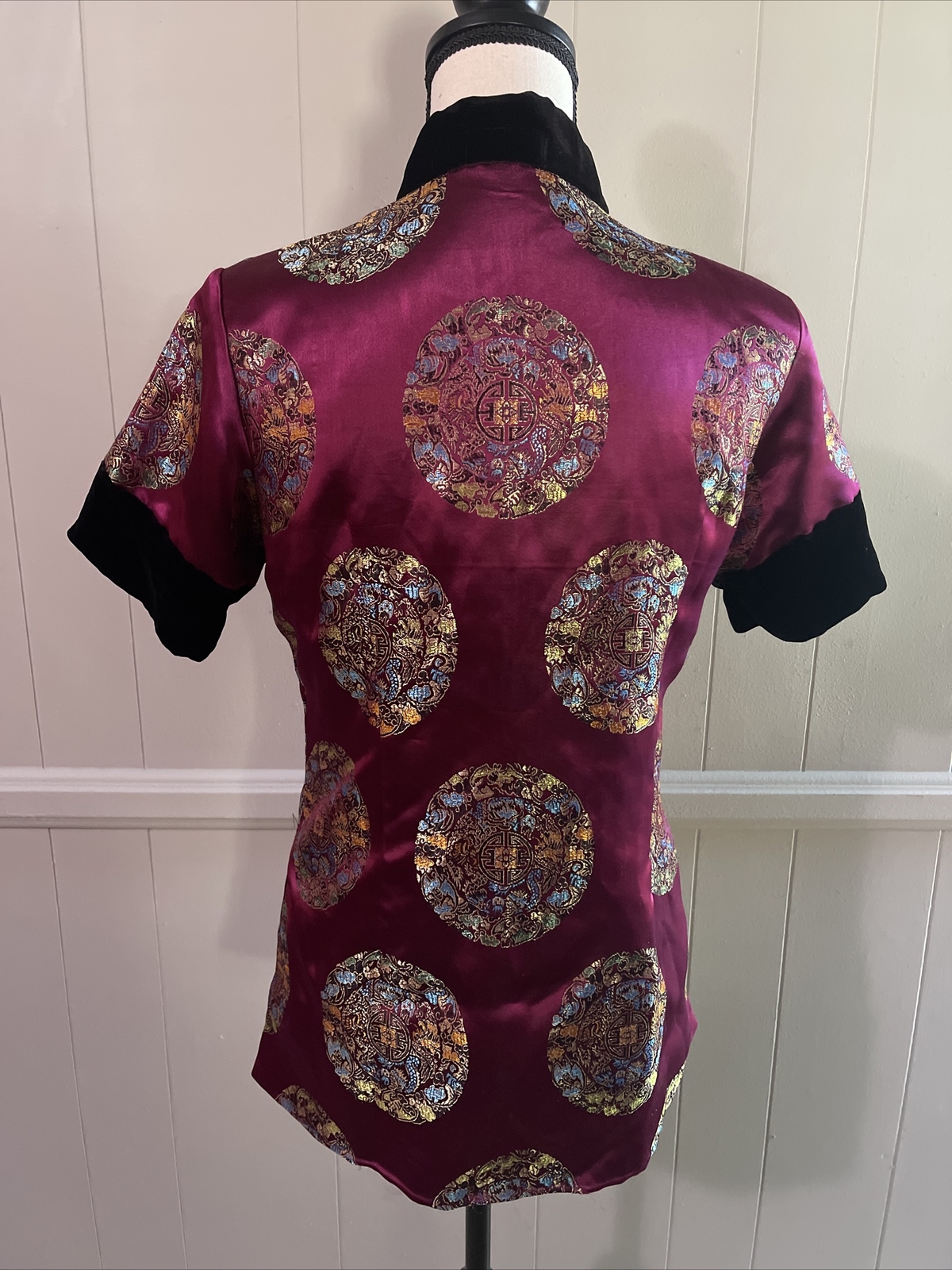 Cassure by SD & Kim Mandarin Silky Vintage Blouse SS Size 36” x 26.5 Neck B9