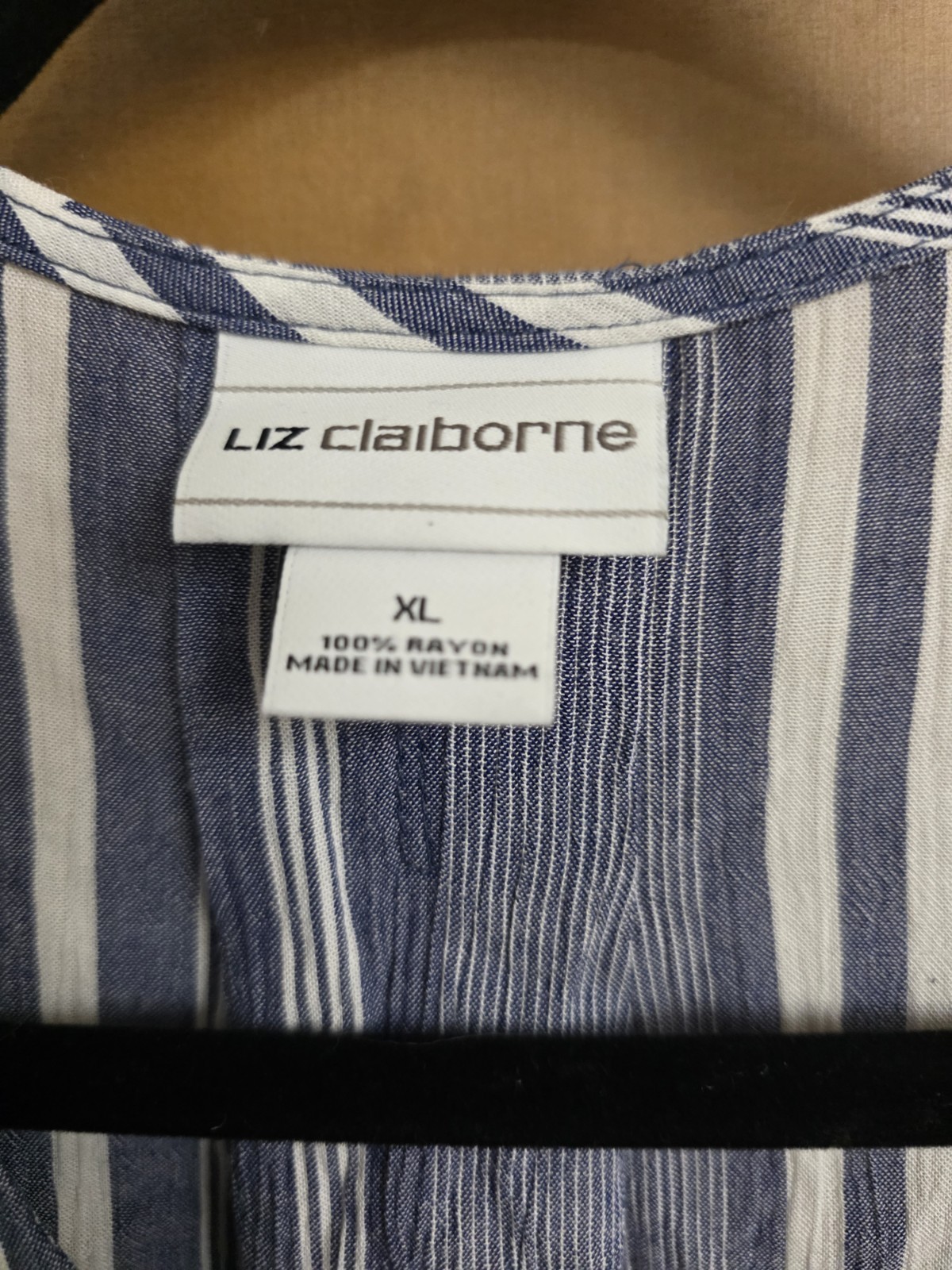 Liz Claiborne Button Down Top Blue White Stripe V Neck Crepe Womans XL