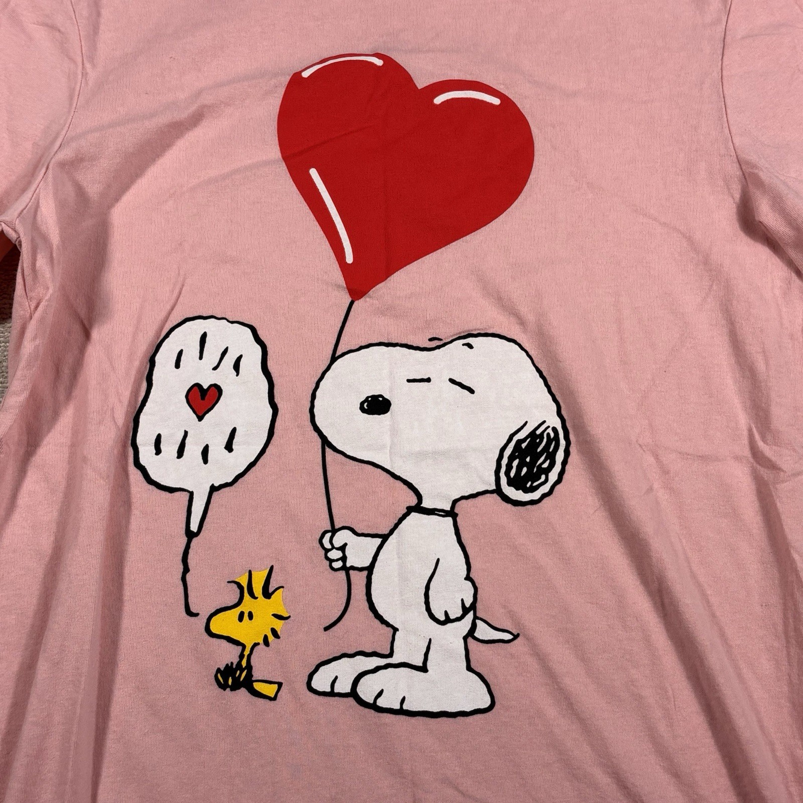 Peanuts Hybrid Apparel Crew Neck T-Shirt Women Small Pink Snoopy Heart Balloon