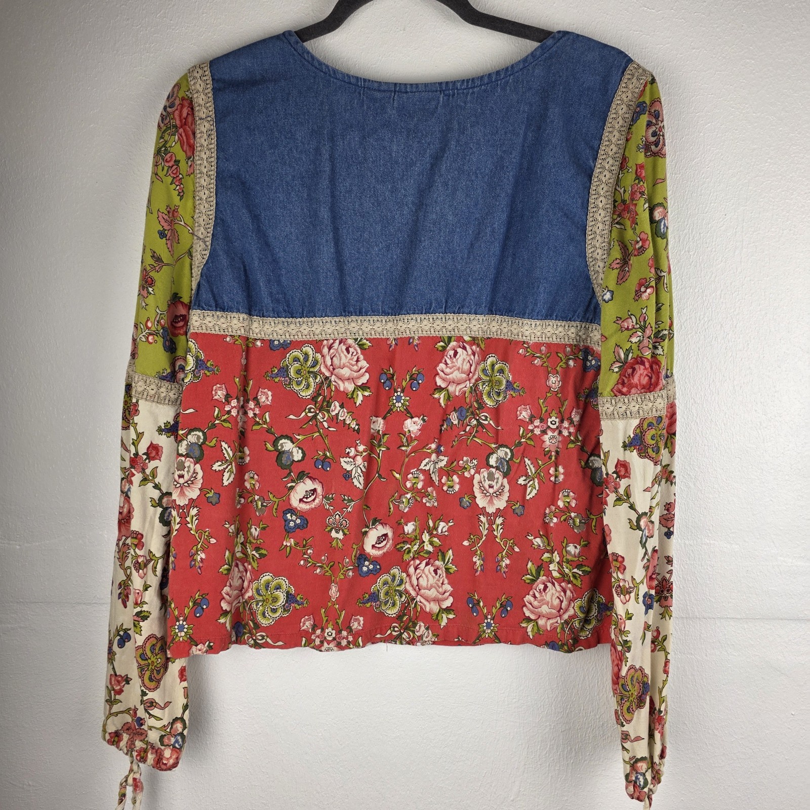 Womens Denim Boho Patchwork Floral Peasant Top Crochet Trim Tie Neck L 90s Y2K