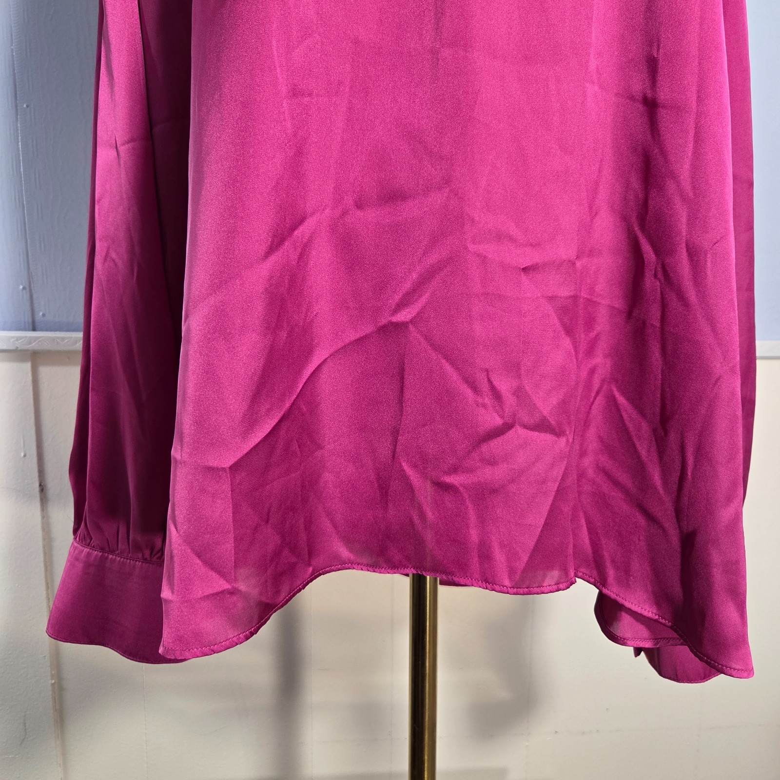 Express XXL Bright Silky Pink V Neck Longsleeve Dressy Holiday Office Blouse