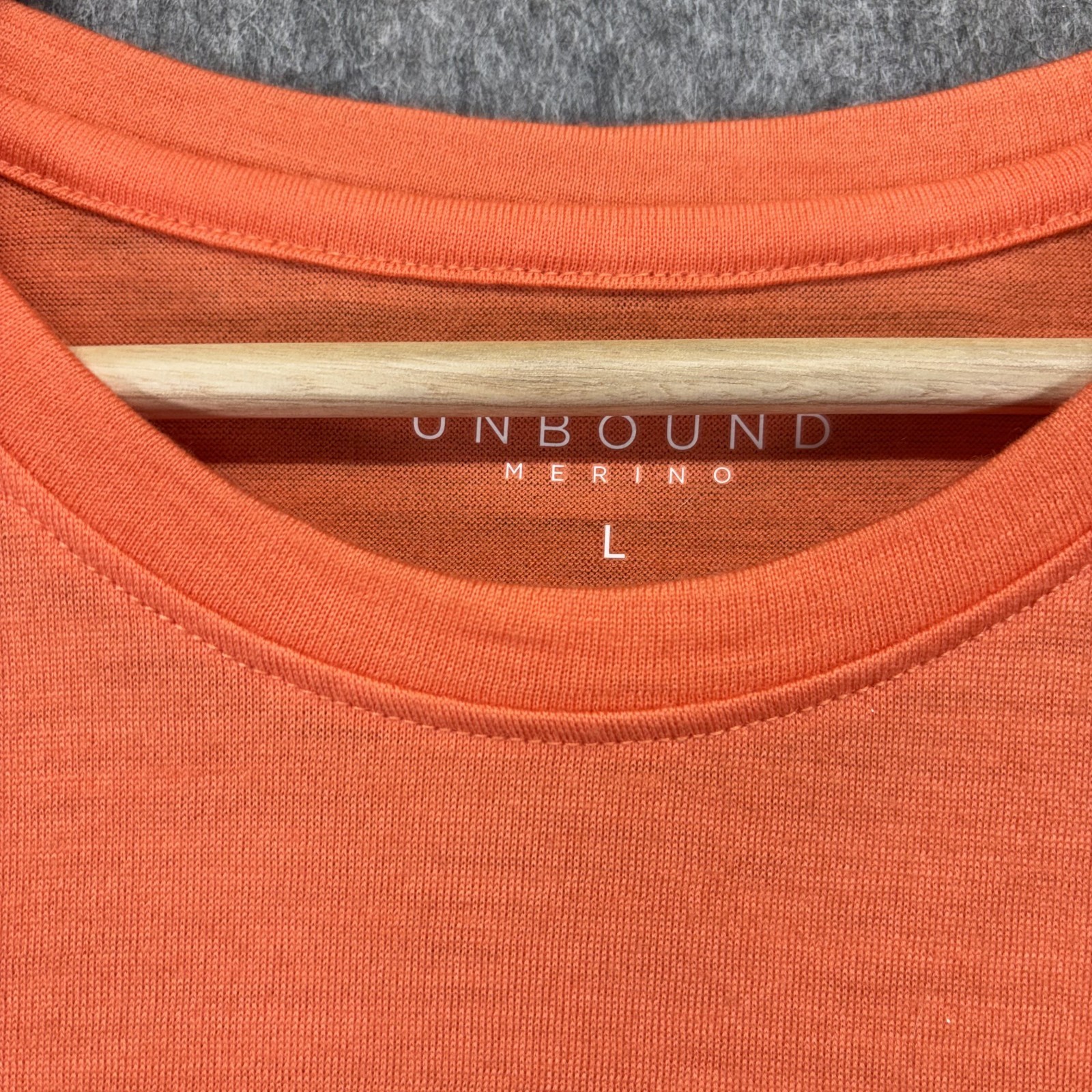 Unbound Merino T-Shirt Women’s Large Orange Short Sleeve Base Layer Thermal