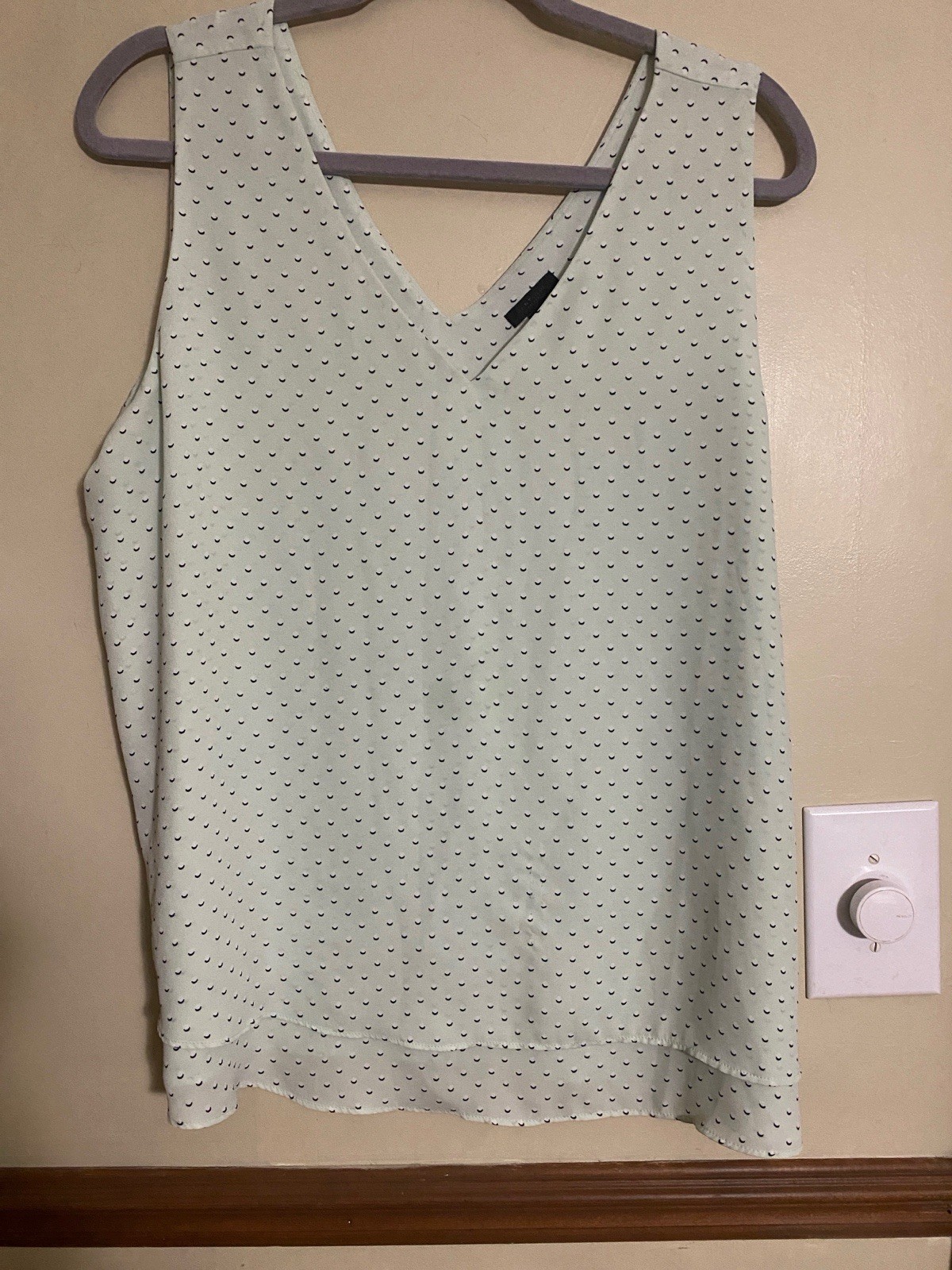 Ann Taylor Factory Women’s Mint Green Moon Dot V Neck Sleeveless Layered Top Lrg