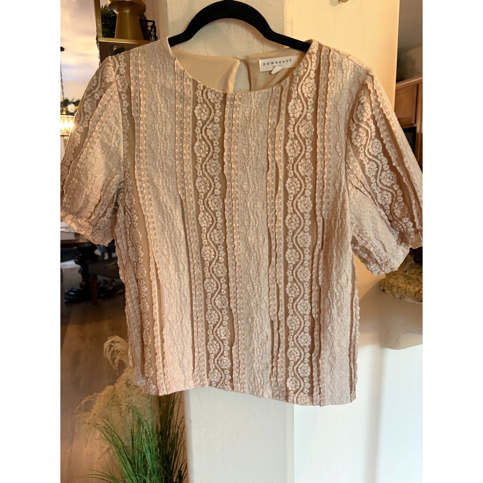 Downeast Women’s Cream Lace Panel Texture Blouse Short Sleeve Size L 8-12