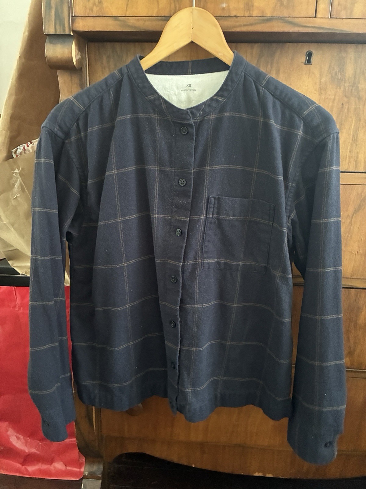 Muji Women’s Navy Check Button-Down Cotton Flannel Shirt XS fits like a Small