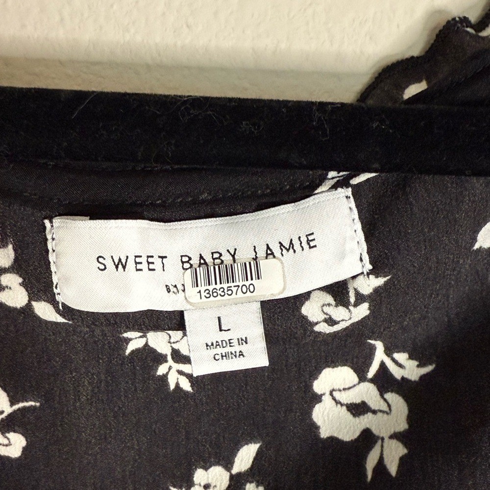 Sweet Baby Jamie Black with White Floral 3/4 Sleeve Blouse Size Large