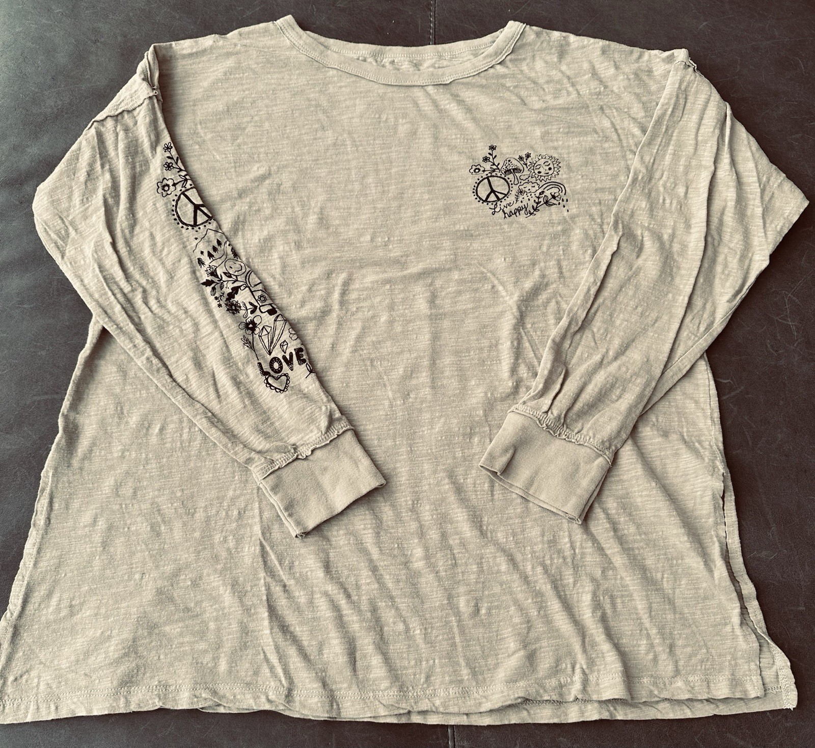 Natural Life Live Happy Doodle Moonstruck L Sleeve 100% Cotton Oversize T Tan M