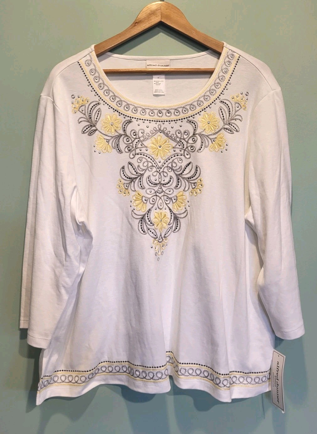 New Alfred Dunner White Yellow Gray Floral Embroidered Short Sleeve Top Sz 3X