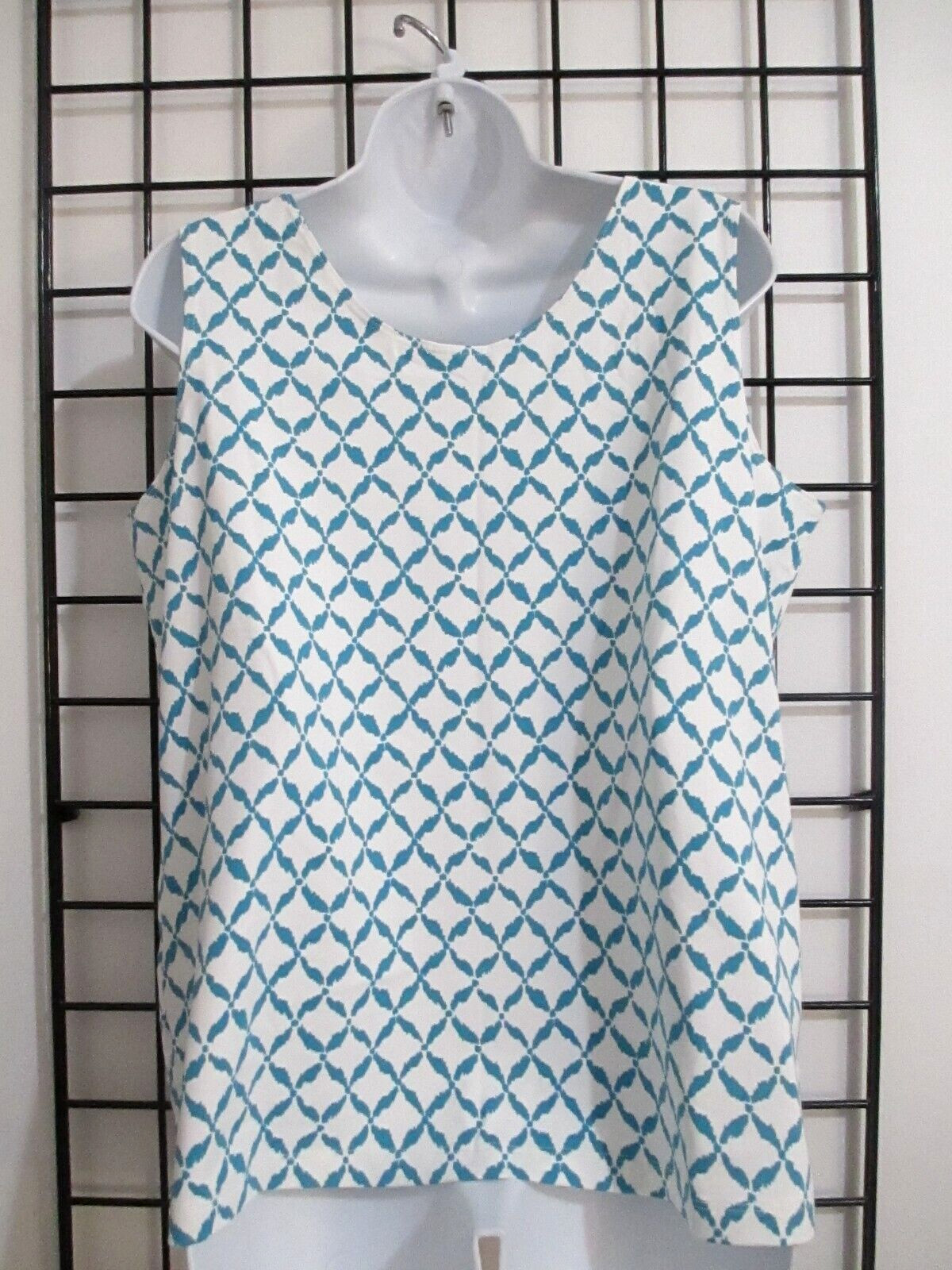 “NEW” CHICO’S 🌸 SIZE 3 / 16 ==AQUA PRINT / STRETCH KNIT / SLEEVELESS TOP