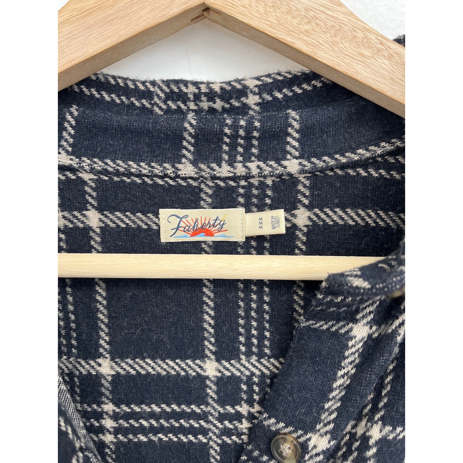 Faherty Legend Sweater Shirt Flannel Soft Stretch Knit Dakota Plaid – Medium