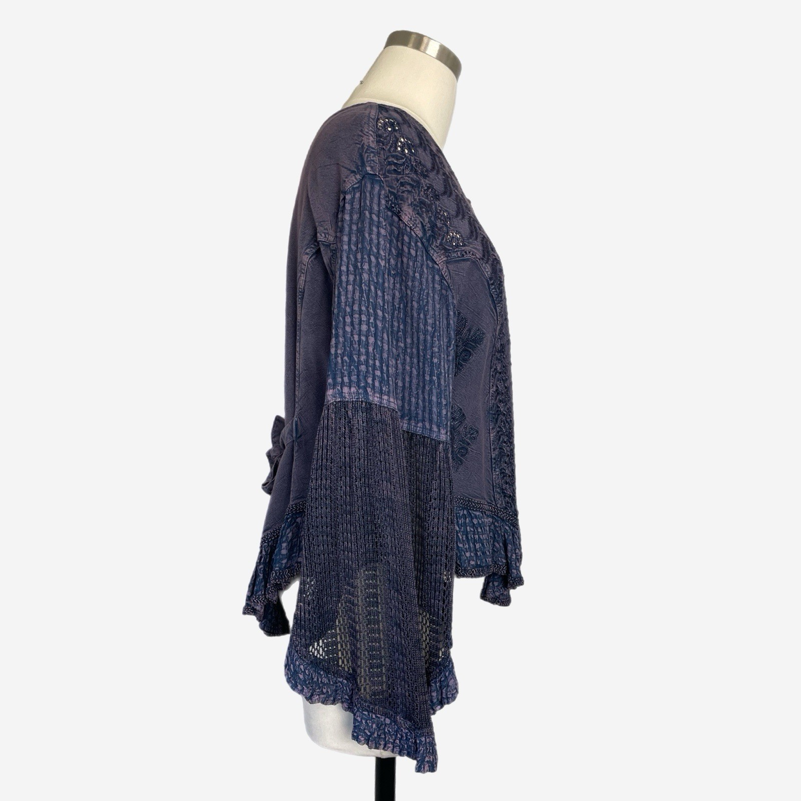 Fabulous Blue purple bell sleeve embroidered crochet top hippie Renaissance S/M