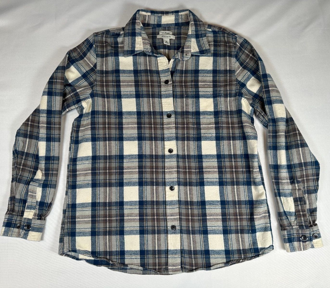 L.L. Bean Womens Scotch Plaid Flannel Casual Relaxed Fit Sz Med 100% Cotton