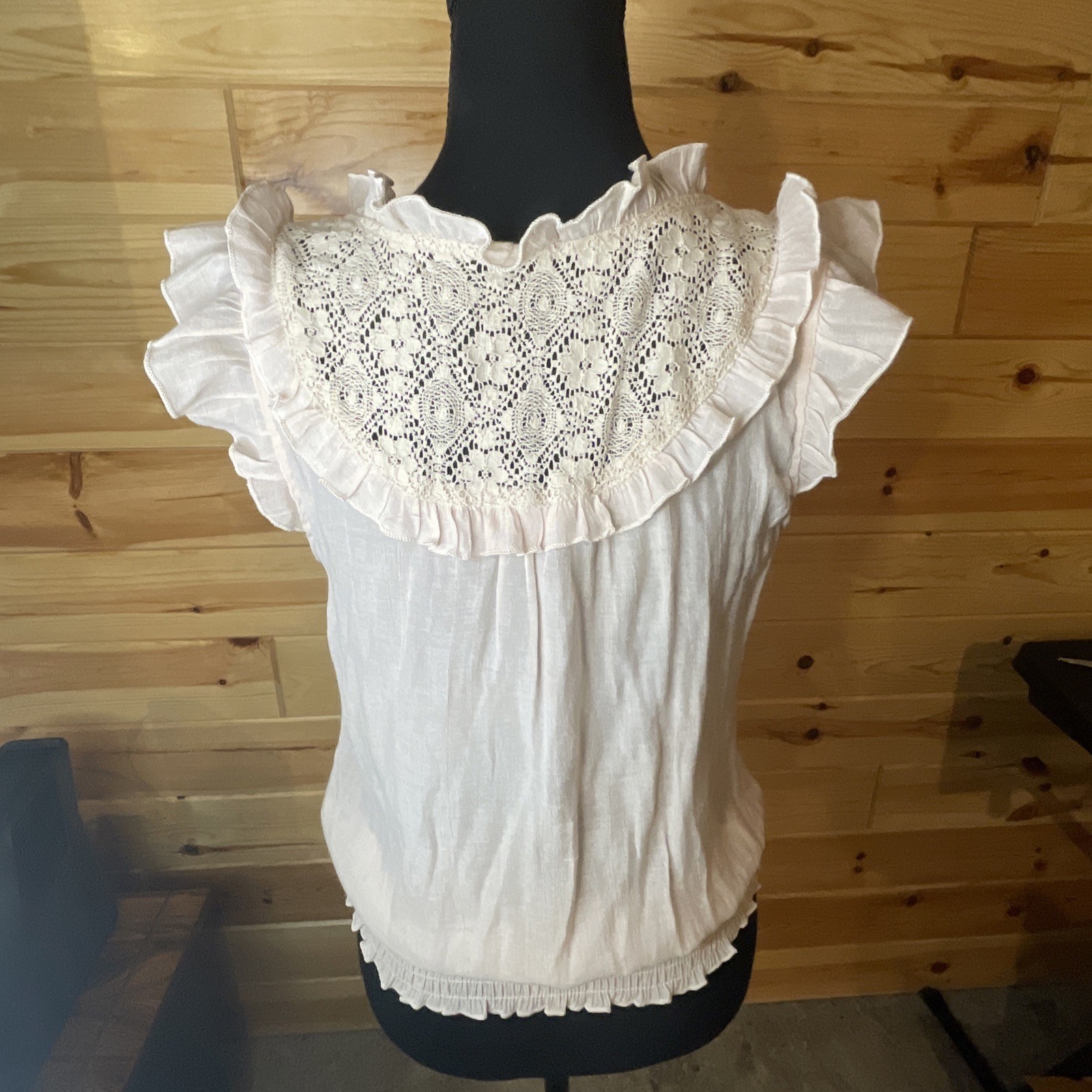 MINE Women Romantic Ruffle Sleeve Top sz M Beige crochet Y2K boho cottagecore