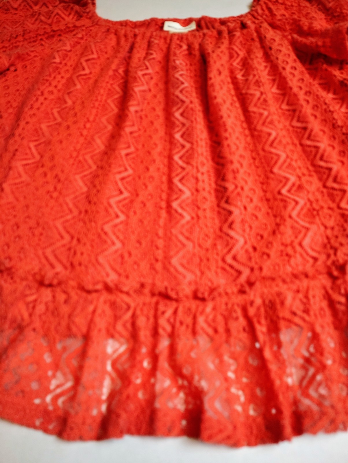 BELLE DU JOUR PEASANT OFF SHOULDER CORAL TOP SHORT SLEEVE LACE LAYERED SZ XL