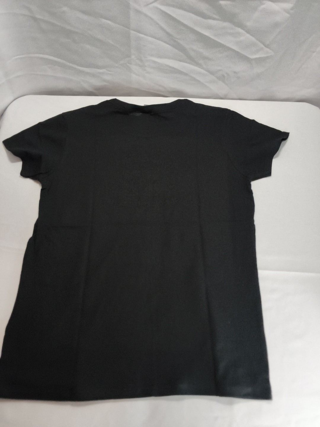 New Black Wine & Friends Beaded Short Sleeve T Shirt Size Large. A15