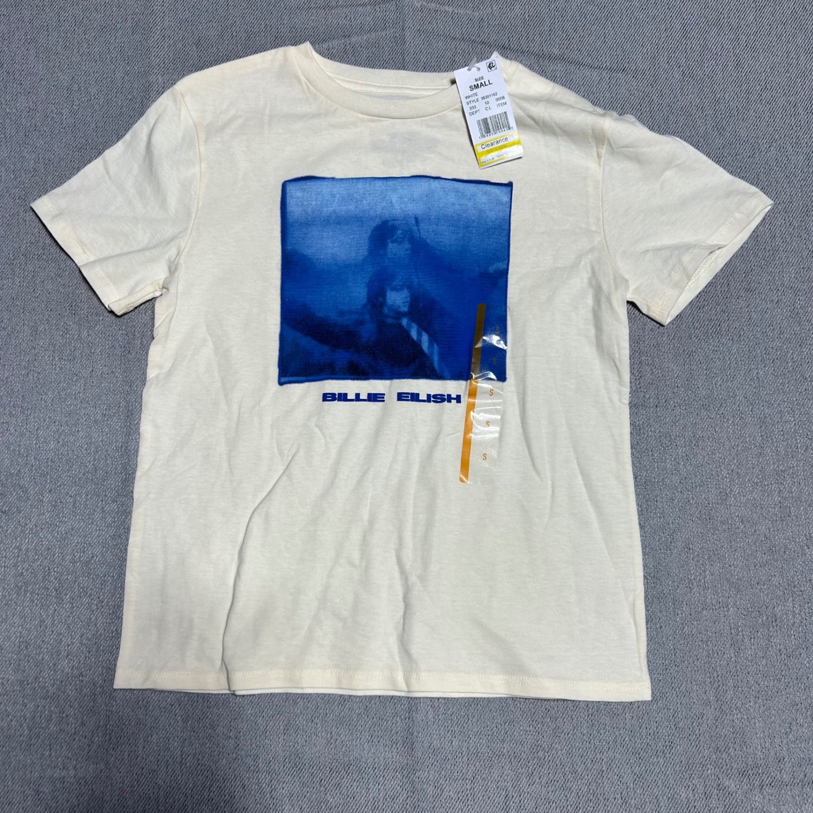Billie Eilish Kids Graphic T-Shirt Small Cream Blue Photo Print New 38301162