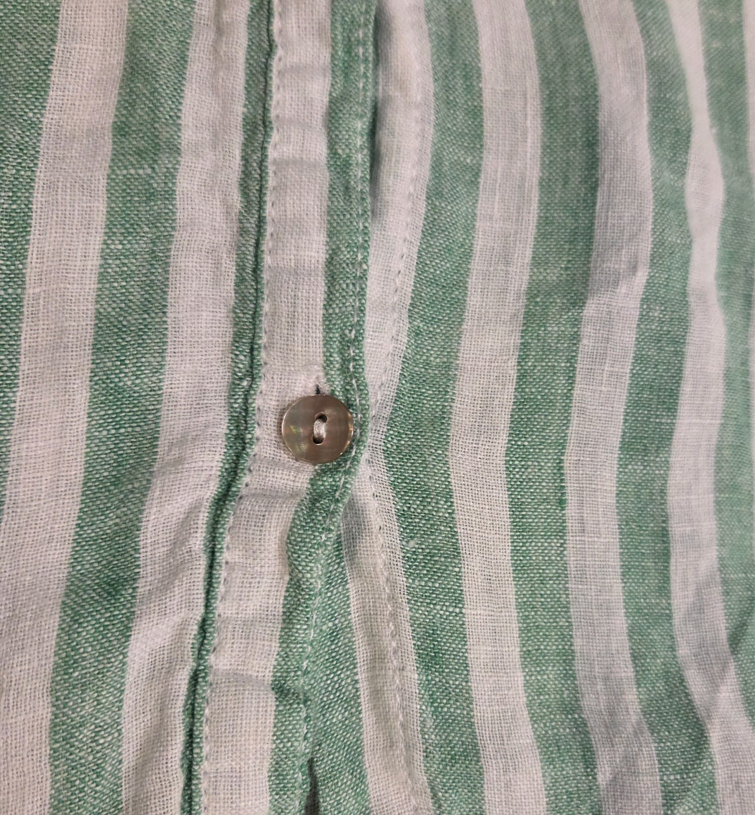Nicole Miller Size XL 100% Linen Striped Button Down Shirt Green White Pocket