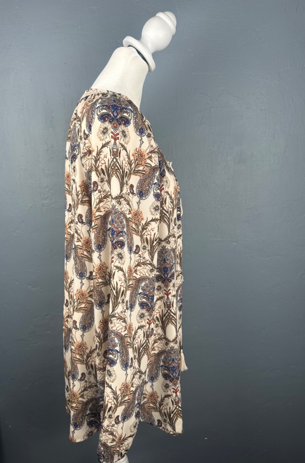 Meadow Rue by Anthropologie Sz L Beige Paisley Floral Tunic Top