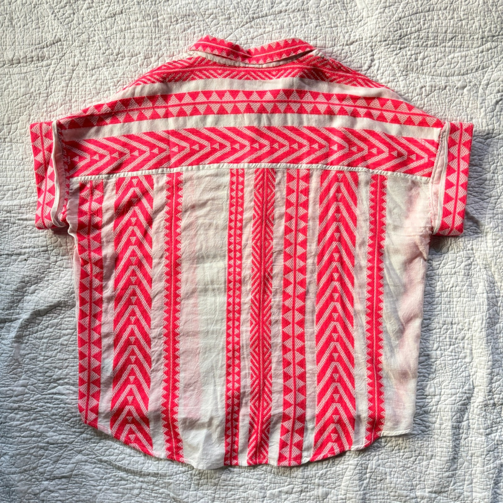 Pink Embroidered Abstract Geometric Short Sleeve Button Size L Boho Cabanacore