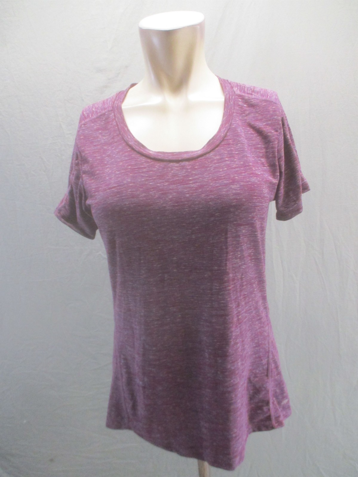 Marika Size S Womens Bordo Round Neck Short Sleeve Activewear Sports TShirt 461
