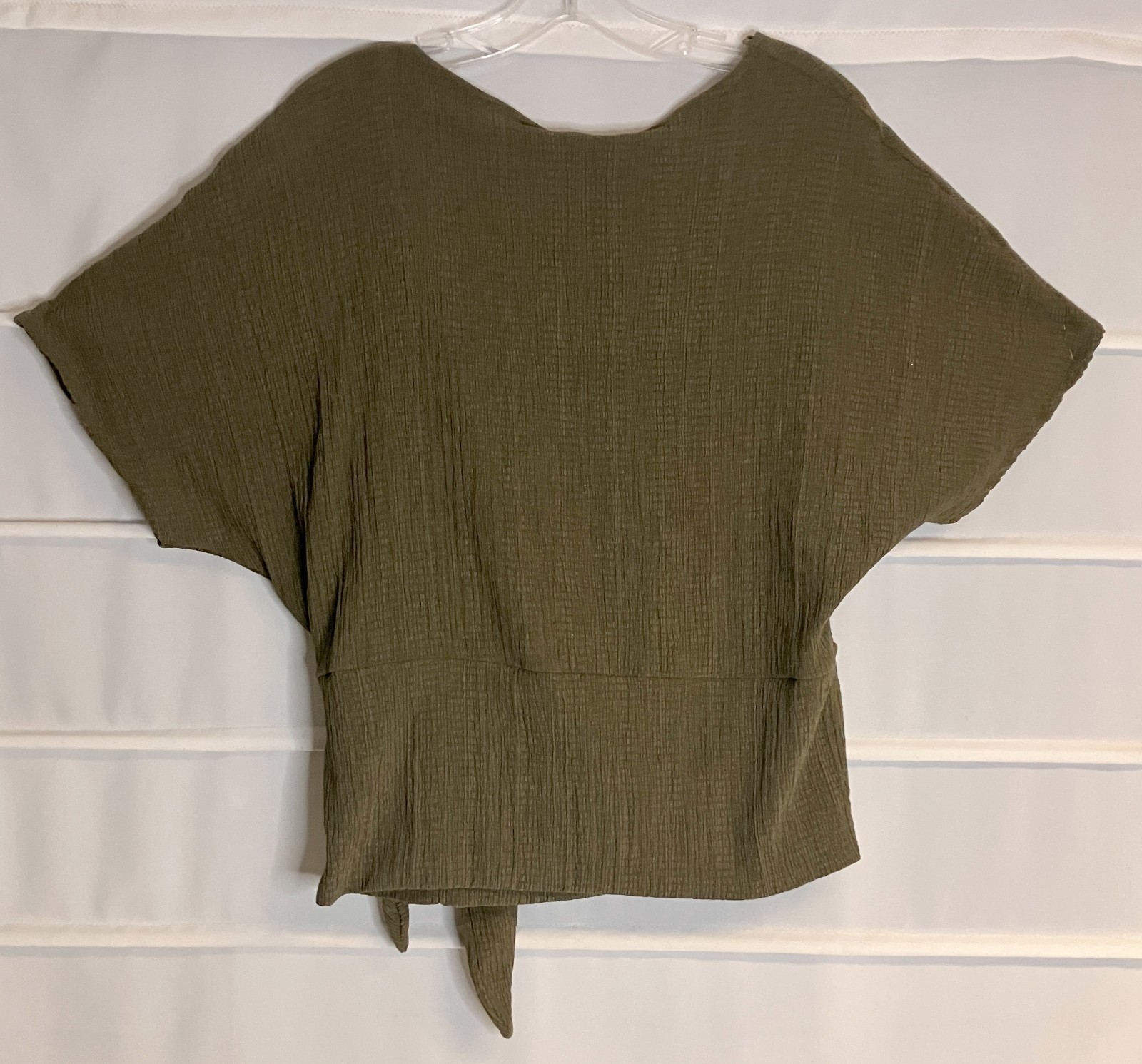 H&M Olive Green Faux Wrap Around Tie Front Crinkle SS Blouse M EC!