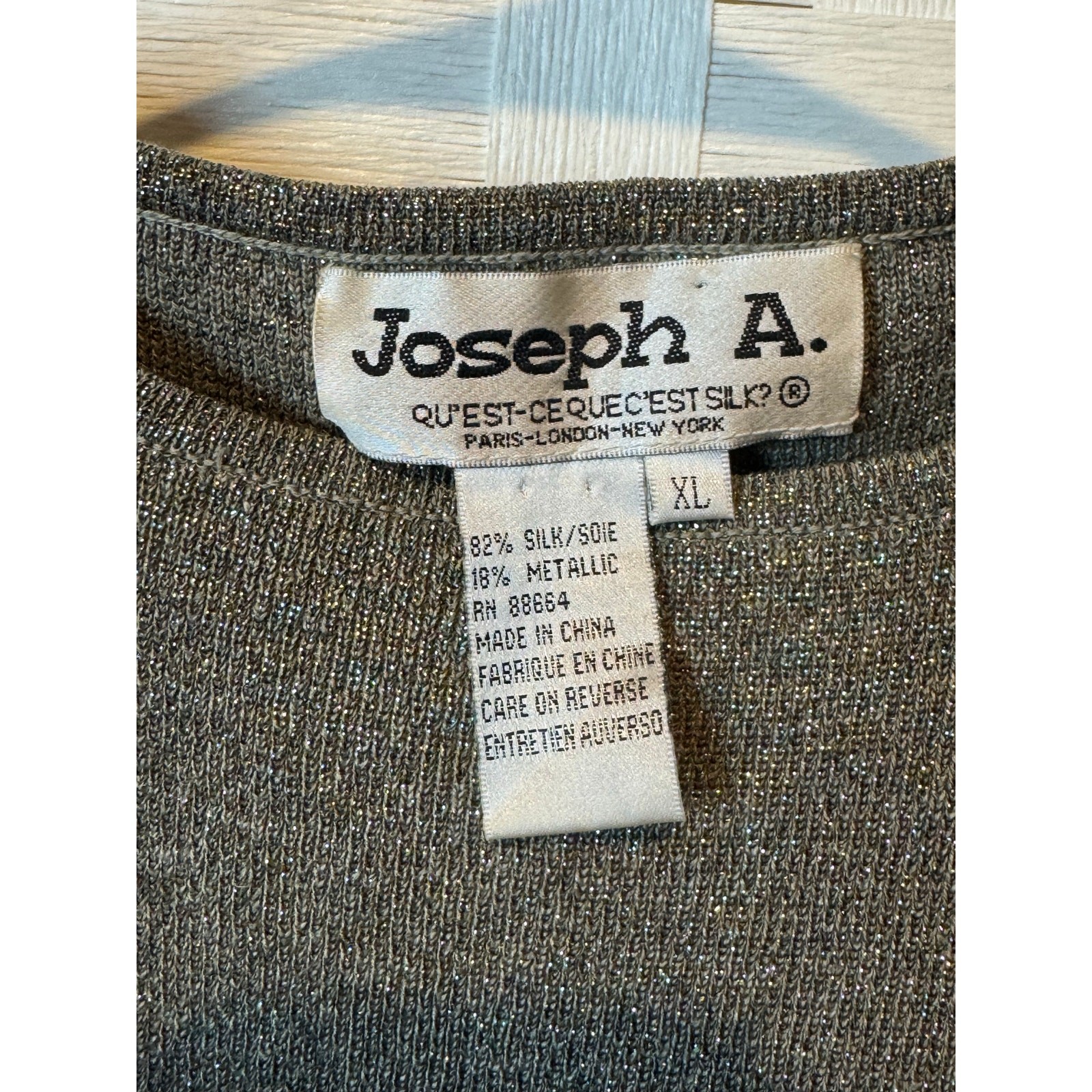 Joseph A. Silver Metallic Silk Blend Shell – Size XL