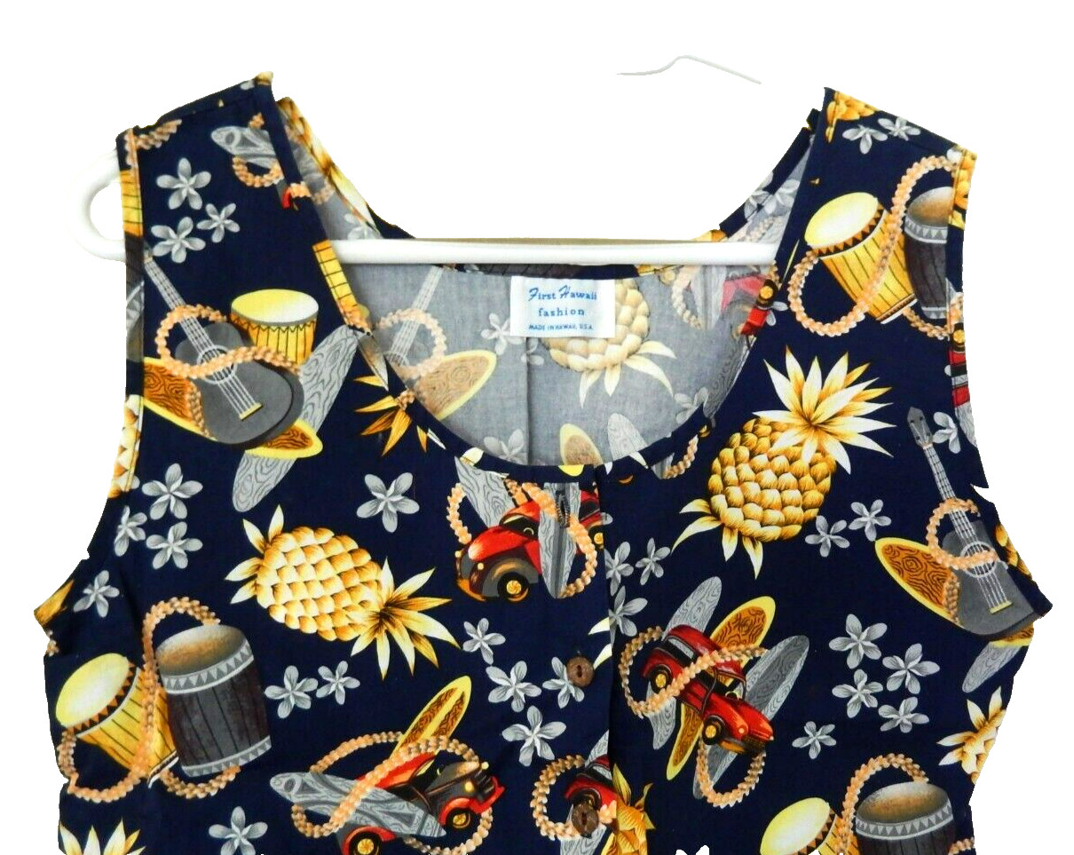 First Hawaii Fashion Pineapple Print Coconut Button Crop Top- one size