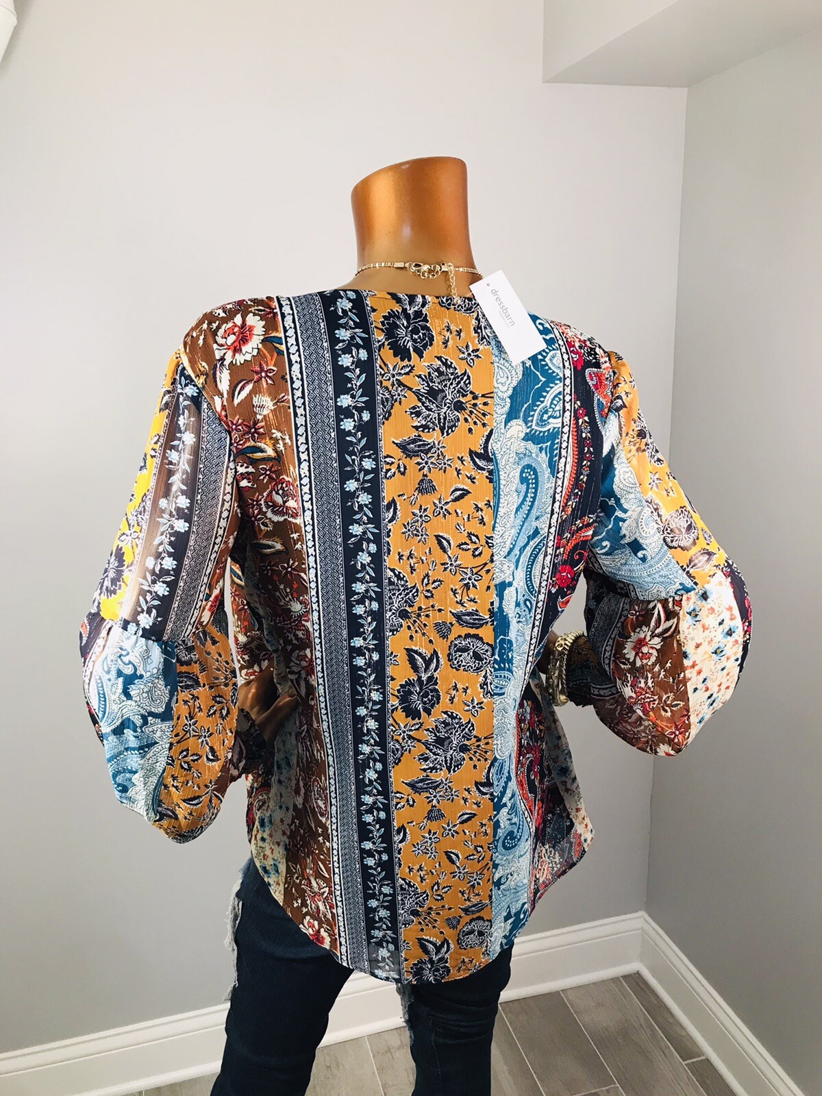 Dressbarn XL Top Floral Multi Print NWT $44 Low V Cut Shiny Stripes Lined Blouse
