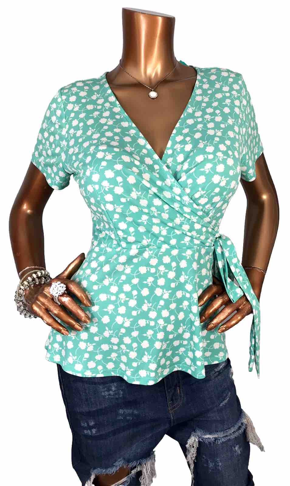 Kaileigh M Top NWT Stretch Mint Green White Surplice Wrap SideTie Blouse ShortSl