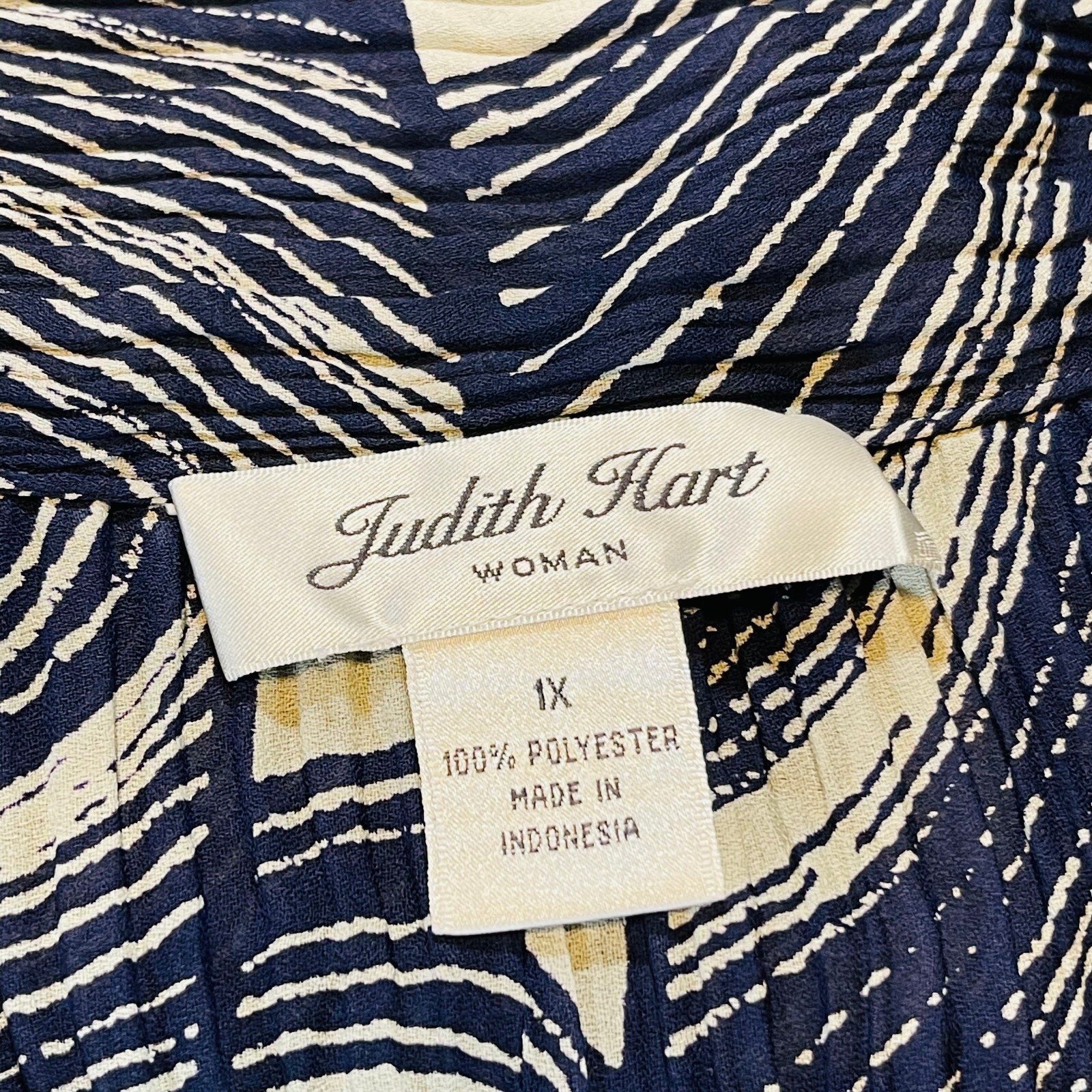 Judith Hart Pleated Navy Blue Abstract Button Up Blouse Plus Size 1X