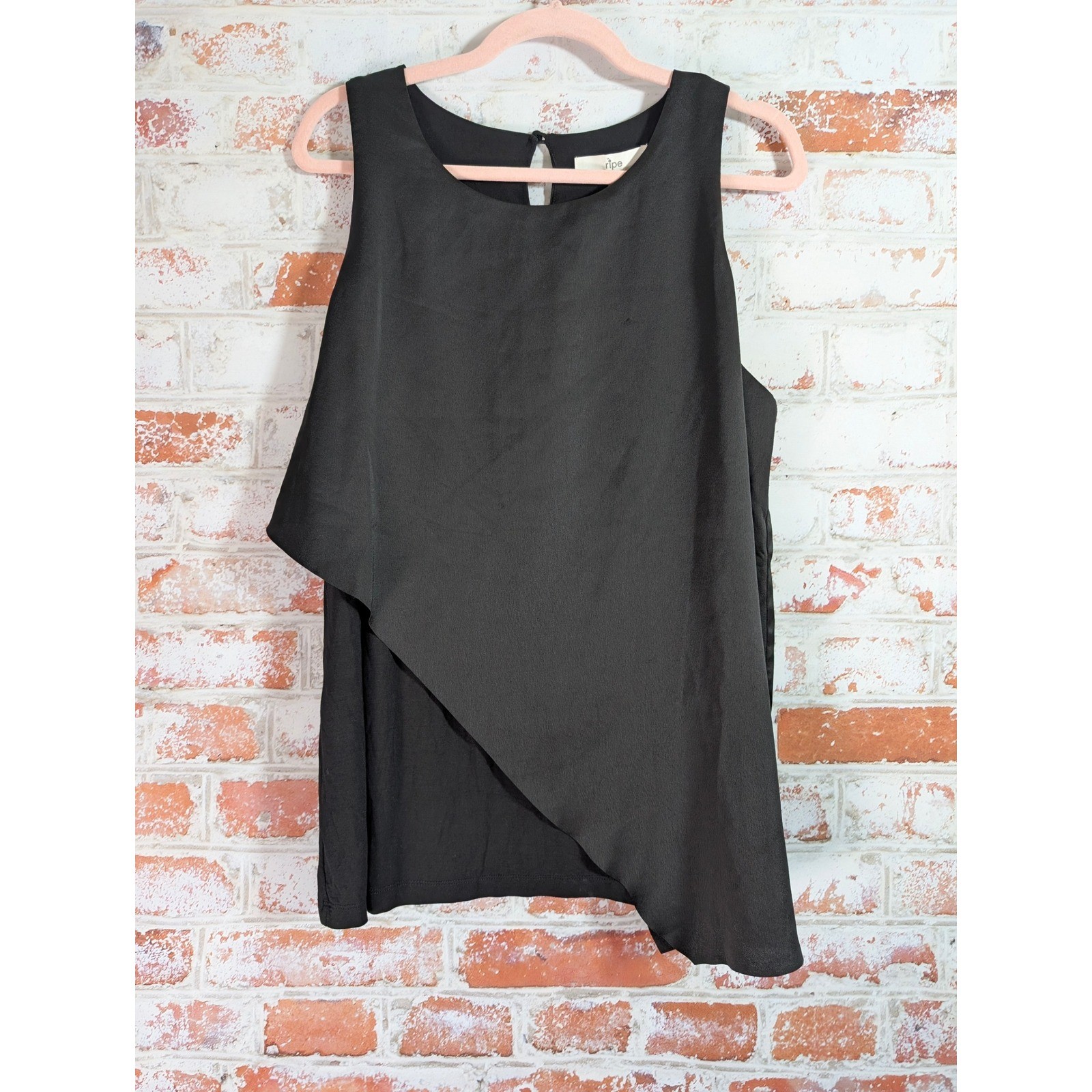 Ripe Nursing Top Women L Black Metric Sleeveless Blouse Maternity NWT $89