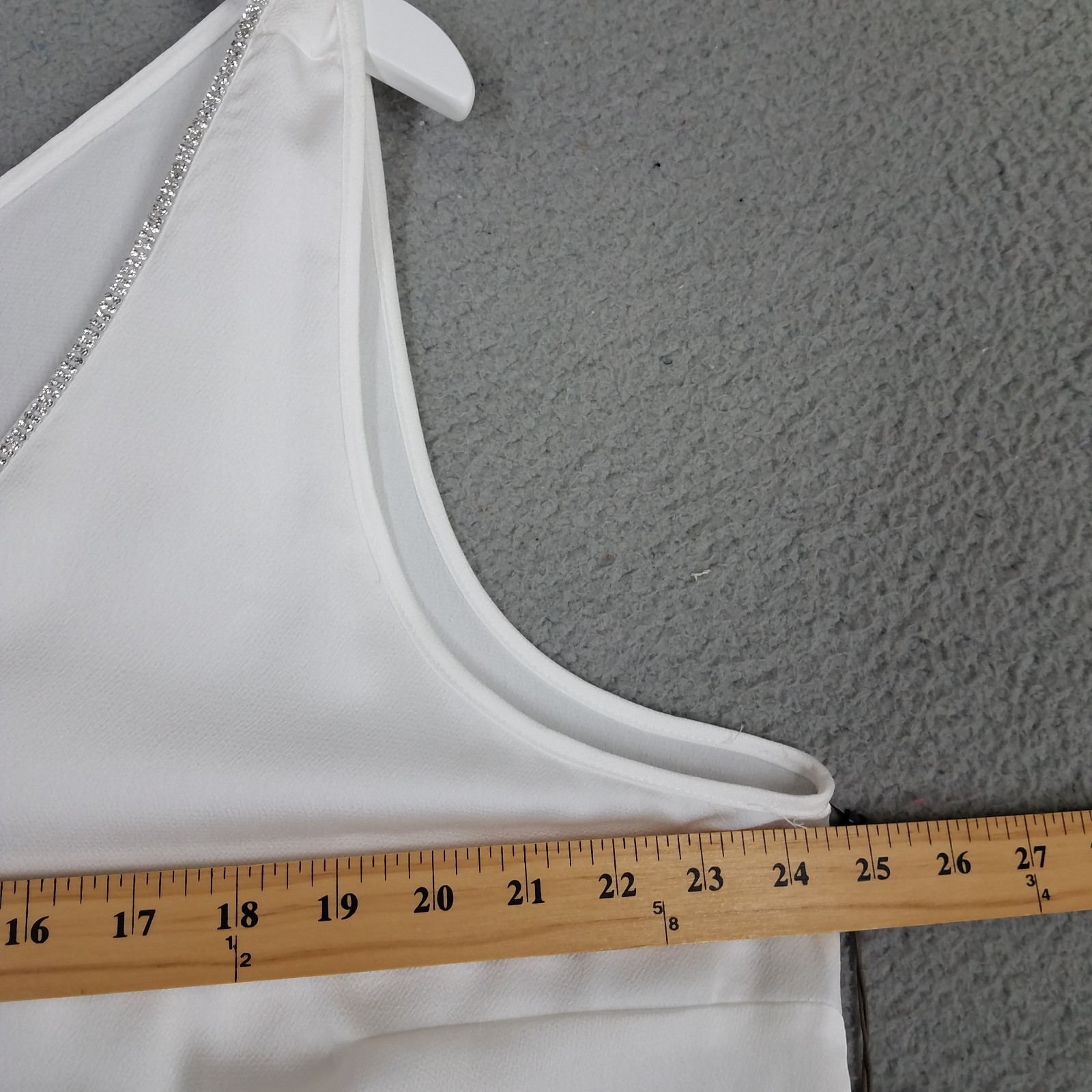 NEW Vince Camuto Tank Top Women’s 2X Rhinestone V-Neck Night Out Office White