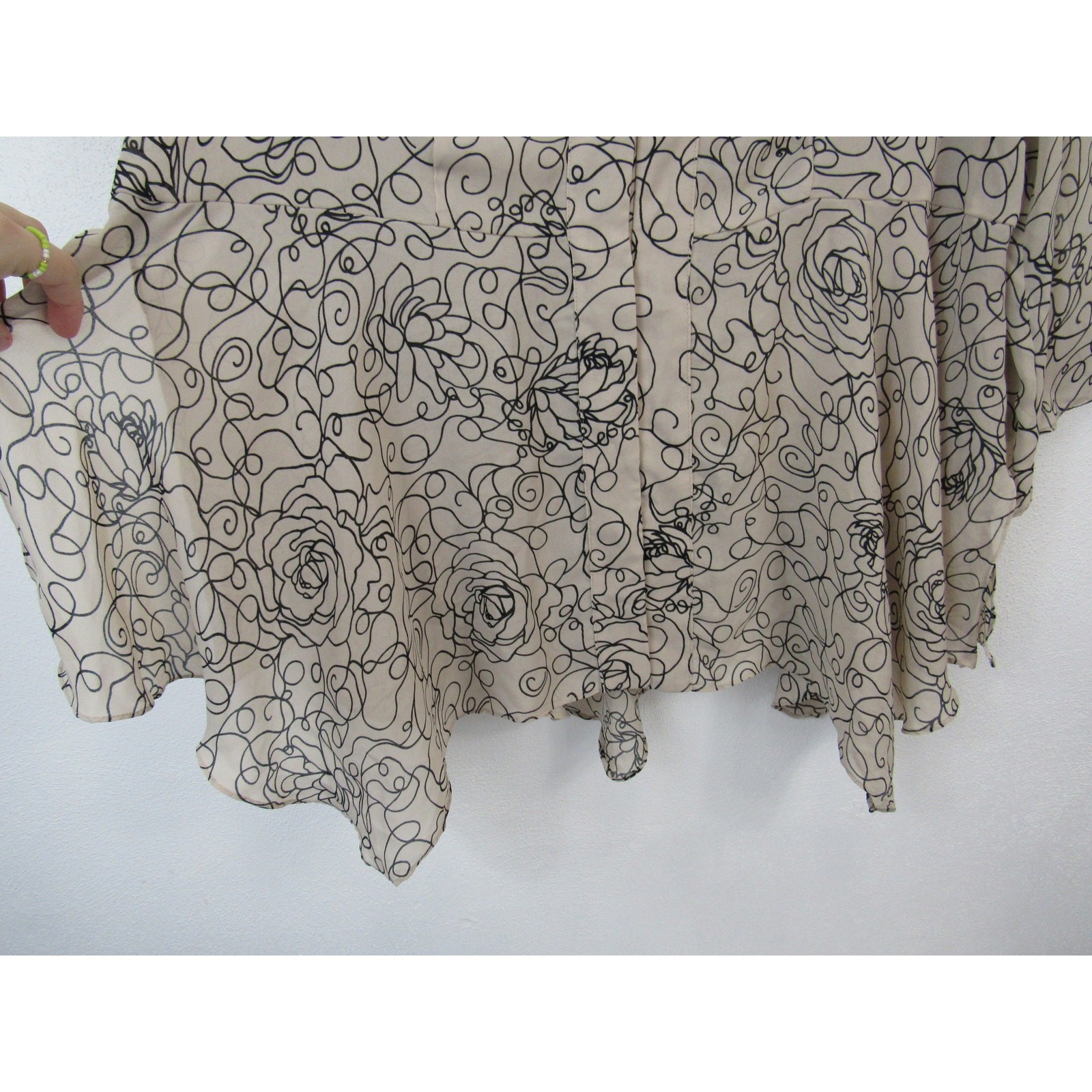 Sunny Taylor 2X Artsy Floral Flowy 3/4 Length Blouse Top Tan Black Plus Size